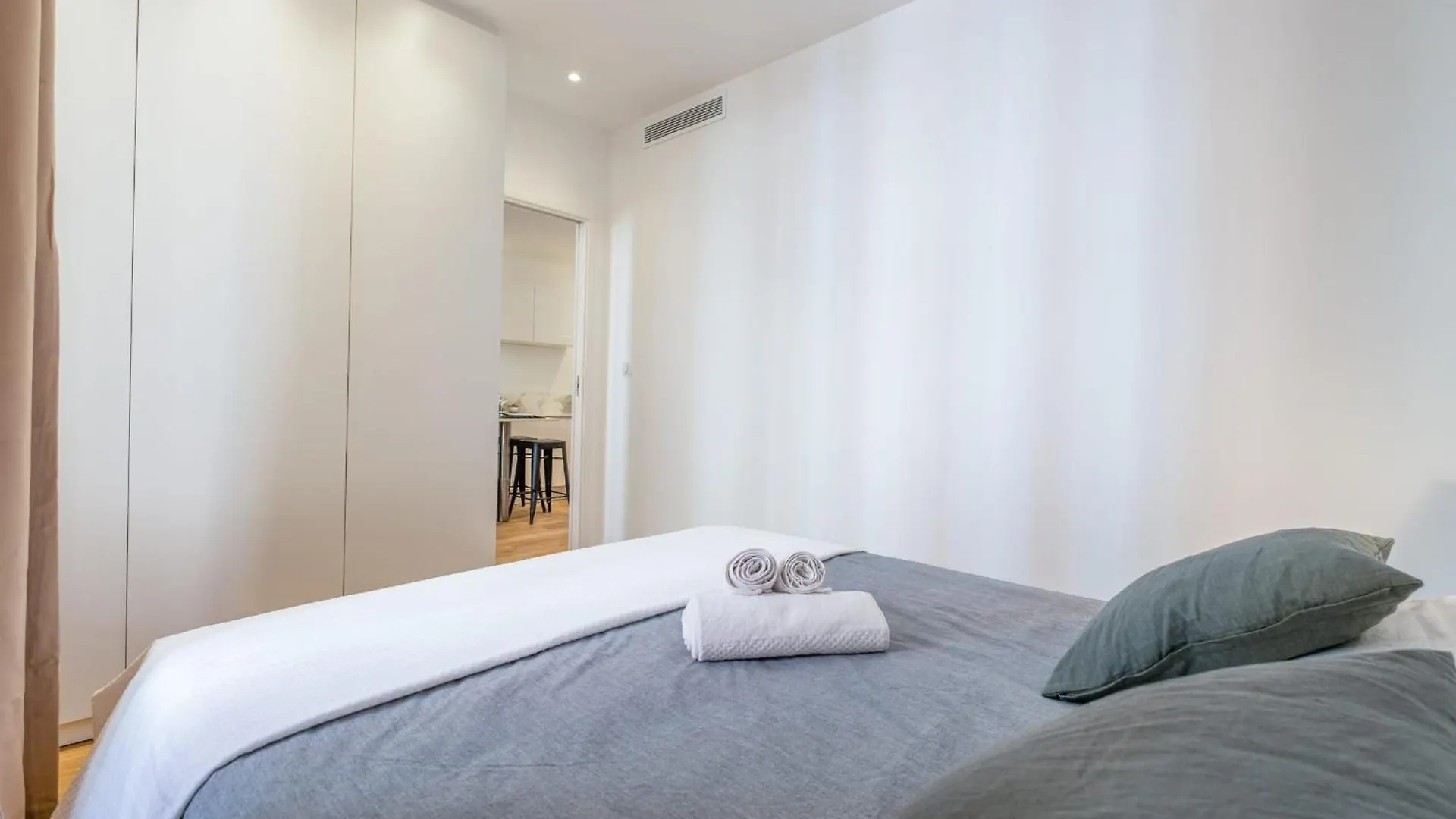 Stylish 1-Bedroom Apartment In The City Center Cannes